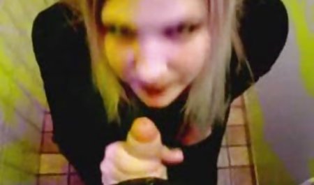 Agen casting rambut pirang duduk di film bokep full selingkuh pelanggan kemaluan
