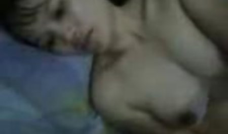 Plus - Terdampar Remaja - film movie bokep full Evelyn - Terdampar Hotties W