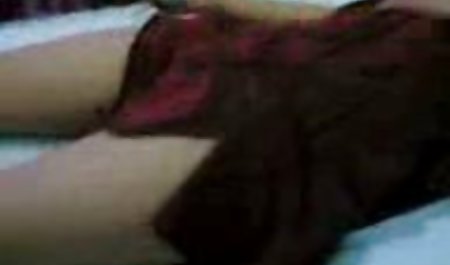 Toket kencang dyke Ratu Squirting ibu tirinya film bokep the movie